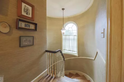 Entry Way - 1024 Buckingham, Grosse Pointe Park, MI 48230 photo 5 of 5