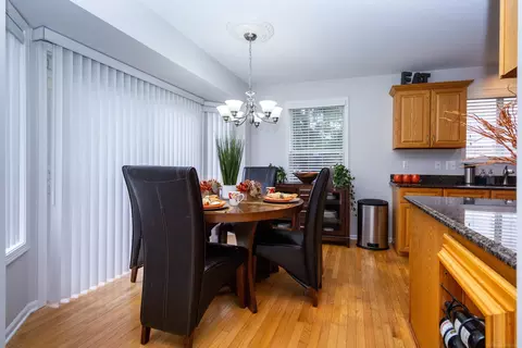 Dining - 45559 Rathmore, Macomb, MI 48044 photo 1 of 2
