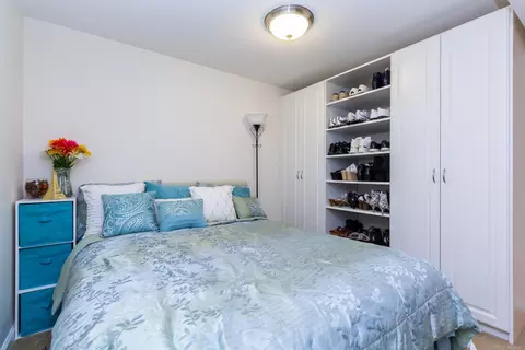 Bedroom - 45559 Rathmore, Macomb, MI 48044 photo 5 of 5