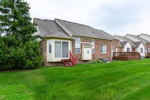 Exterior - 45559 Rathmore, Macomb, MI 48044 photo 5 of 6