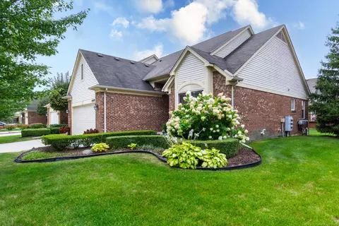 Exterior - 45559 Rathmore, Macomb, MI 48044 photo 2 of 6