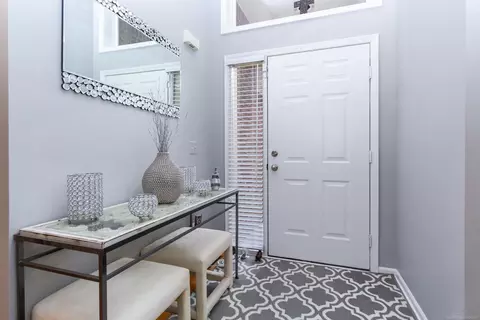 Entry Way - 45559 Rathmore, Macomb, MI 48044 photo 2 of 3