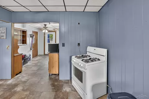 700 E Main, Sebewaing, MI 48759 photo 10