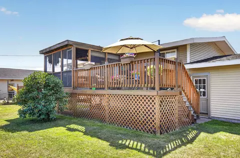 Exterior - 1710 Glenwood, Ishpeming, MI 49849 photo 5 of 7