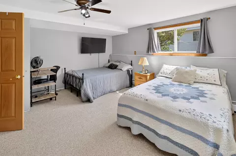 Bedroom - 1710 Glenwood, Ishpeming, MI 49849 photo 4 of 4