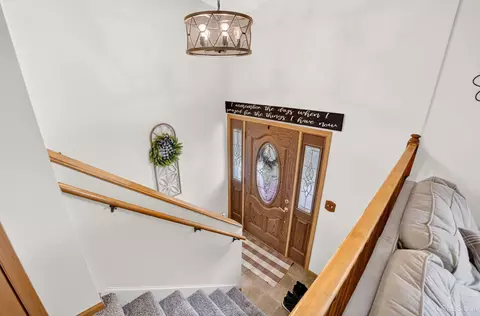 Entry Way - 1710 Glenwood, Ishpeming, MI 49849 photo 1 of 1
