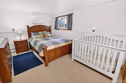 Bedroom - 1710 Glenwood, Ishpeming, MI 49849 photo 2 of 4