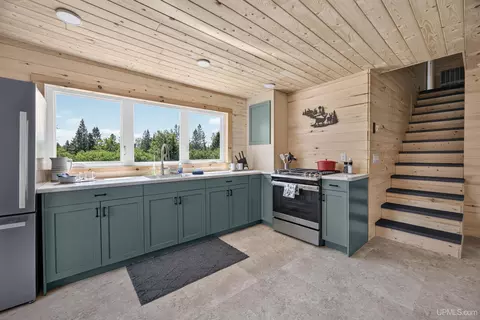 Kitchen - 9802 Us41, Mohawk, MI 49950 photo 4 of 5
