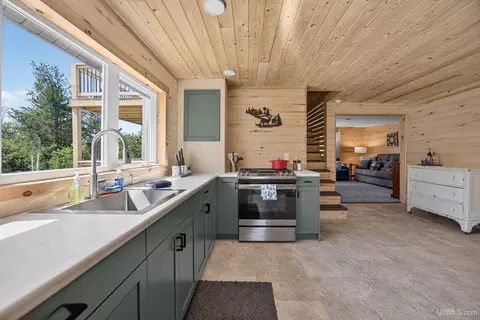 Kitchen - 9802 Us41, Mohawk, MI 49950 photo 3 of 5