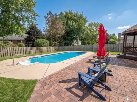 Exterior - 14998 Kay, Monroe, MI 48161 photo 5 of 8