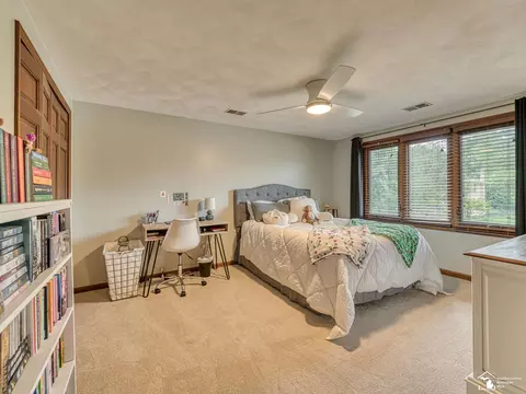 Bedroom - 14998 Kay, Monroe, MI 48161 photo 3 of 6