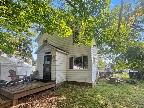 1604 Davidson, Iron River, MI 49935