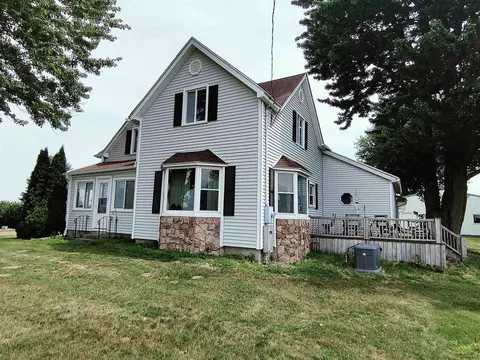 6153 Stamp, Blissfield, MI 49228