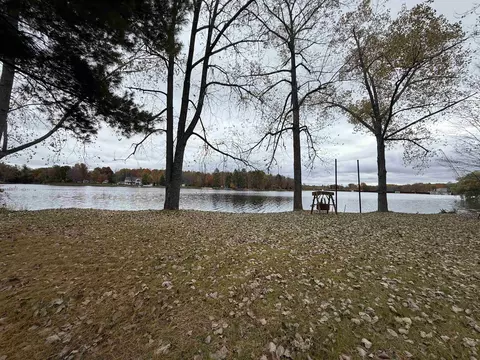 Exterior - 504 Hilo, Gladwin, MI 48624 photo 23 of 27