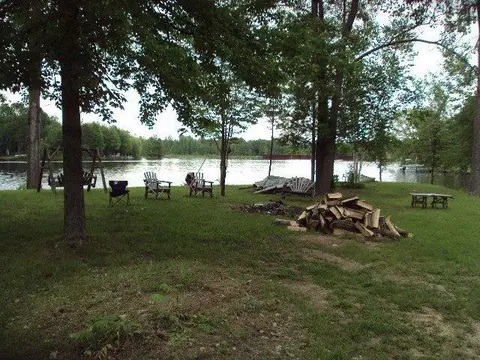 Exterior - 504 Hilo, Gladwin, MI 48624 photo 7 of 19