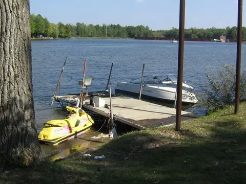 View/Area - 504 Hilo, Gladwin, MI 48624 photo 5 of 7