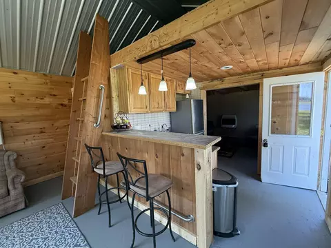 Kitchen - 504 Hilo, Gladwin, MI 48624 photo 3 of 6