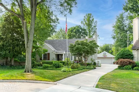 Exterior - 1575 Ford, Grosse Pointe Woods, MI 48236 photo 11 of 11