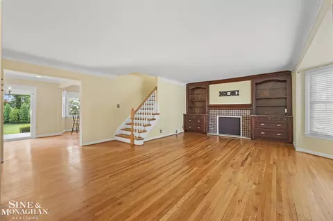 Living - 1575 Ford, Grosse Pointe Woods, MI 48236 photo 1 of 5