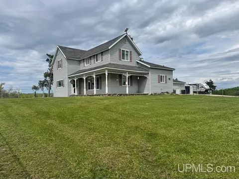 889 Goslow, Gaylord, MI 49735