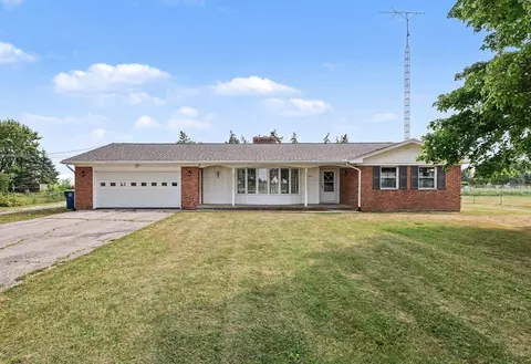 4925 W Freeland Rd, Saginaw, MI 48604