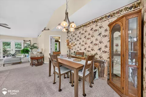 Dining - 1137 Jenna, Davison, MI 48423 photo 2 of 2