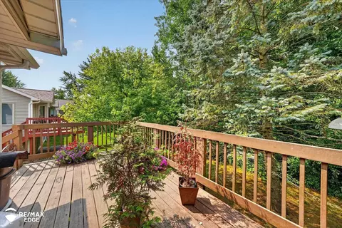 Exterior - 1137 Jenna, Davison, MI 48423 photo 6 of 9