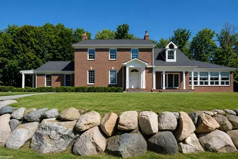 2401 E Brocker, Metamora, MI 48455