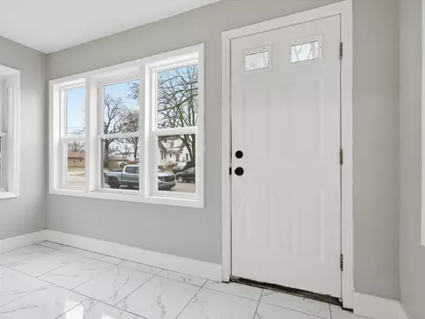 Entry Way - 1027 E Milton, Hazel Park, MI 48030 photo 1 of 5