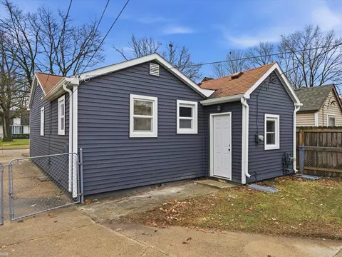 Exterior - 1027 E Milton, Hazel Park, MI 48030 photo 7 of 7