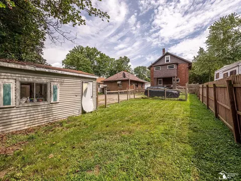 Exterior - 224 N Webster, Jackson, MI 49202 photo 7 of 7