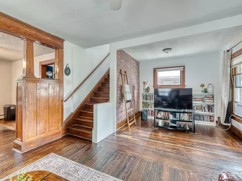 Living - 224 N Webster, Jackson, MI 49202 photo 2 of 2