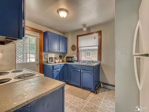 Kitchen - 224 N Webster, Jackson, MI 49202 photo 1 of 3