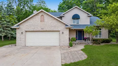 3227 Setting Sun, Saginaw, MI 48603