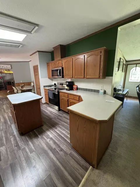 Kitchen - 5239 Turtle, Turner, MI 48765 photo 3 of 3