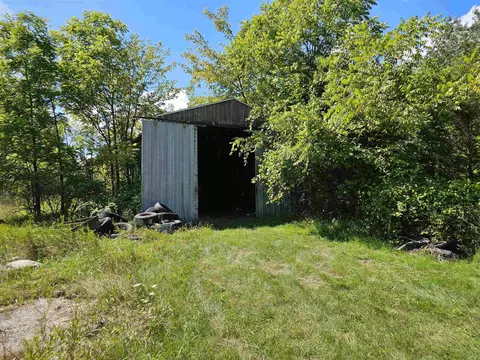 00 S Williams, Perry, MI 48872 photo 4