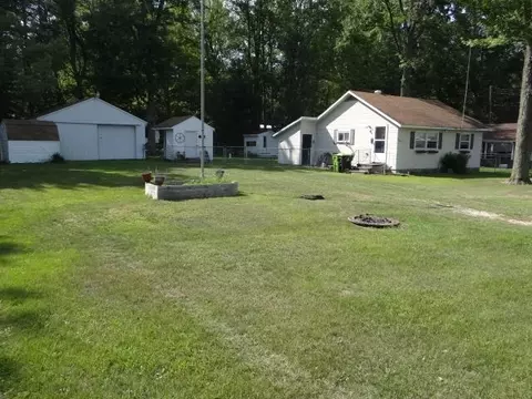 4507 4508 Lakeview, Beaverton, MI 48612