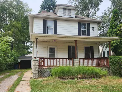 202 S Warner, Bay City, MI 48706