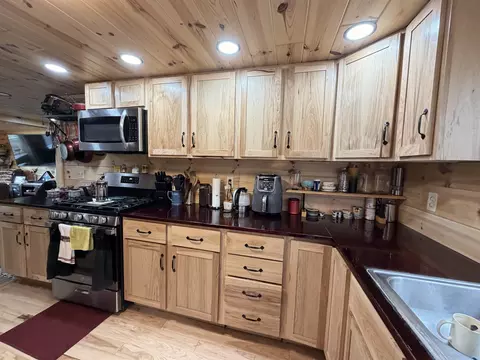 Kitchen - 4266 E Oakley, Harrison, MI 48625 photo 3 of 5
