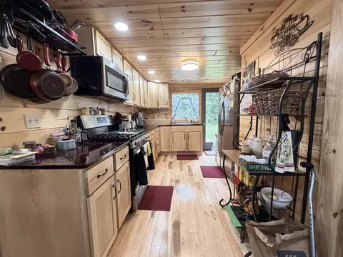 Kitchen - 4266 E Oakley, Harrison, MI 48625 photo 1 of 5