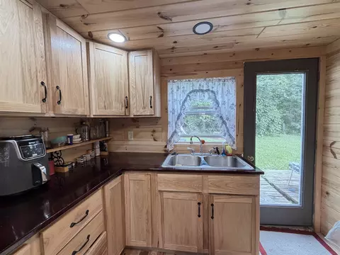 Kitchen - 4266 E Oakley, Harrison, MI 48625 photo 5 of 5