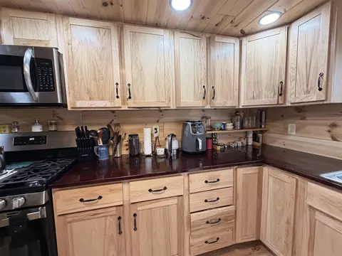 Kitchen - 4266 E Oakley, Harrison, MI 48625 photo 2 of 5