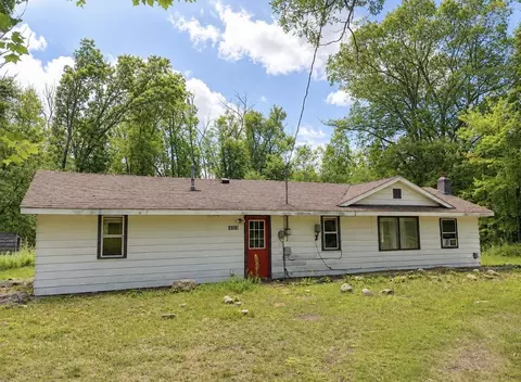 4084 E Cranberry Lk, Harrison, MI 48625