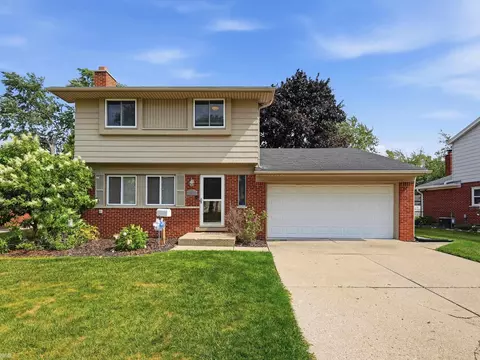 38500 Monterey, Sterling Heights, MI 48312