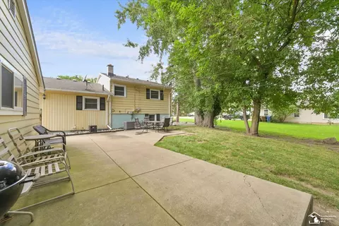 Exterior - 1960 Vivian, Monroe, MI 48162 photo 11 of 11
