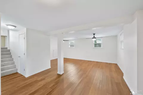 Living - 1960 Vivian, Monroe, MI 48162 photo 1 of 1