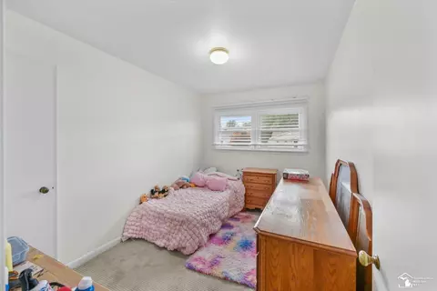 Bedroom - 1960 Vivian, Monroe, MI 48162 photo 1 of 6
