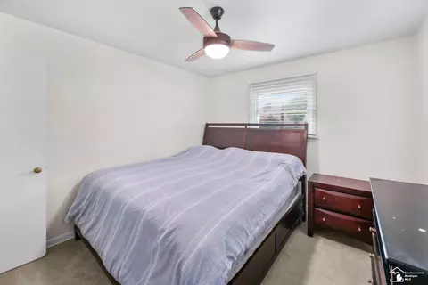 Bedroom - 1960 Vivian, Monroe, MI 48162 photo 6 of 6