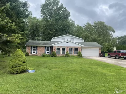 8335 Chamberlain, Lambertville, MI 48144