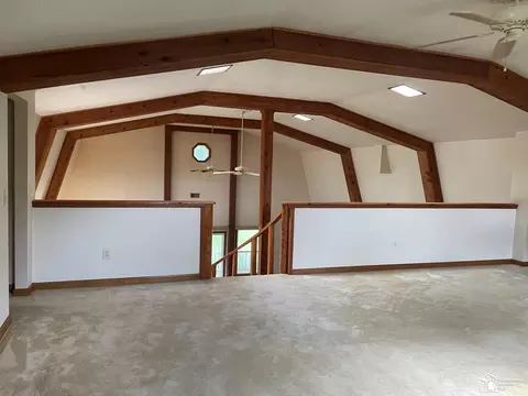 Living - 8335 Chamberlain, Lambertville, MI 48144 photo 6 of 13